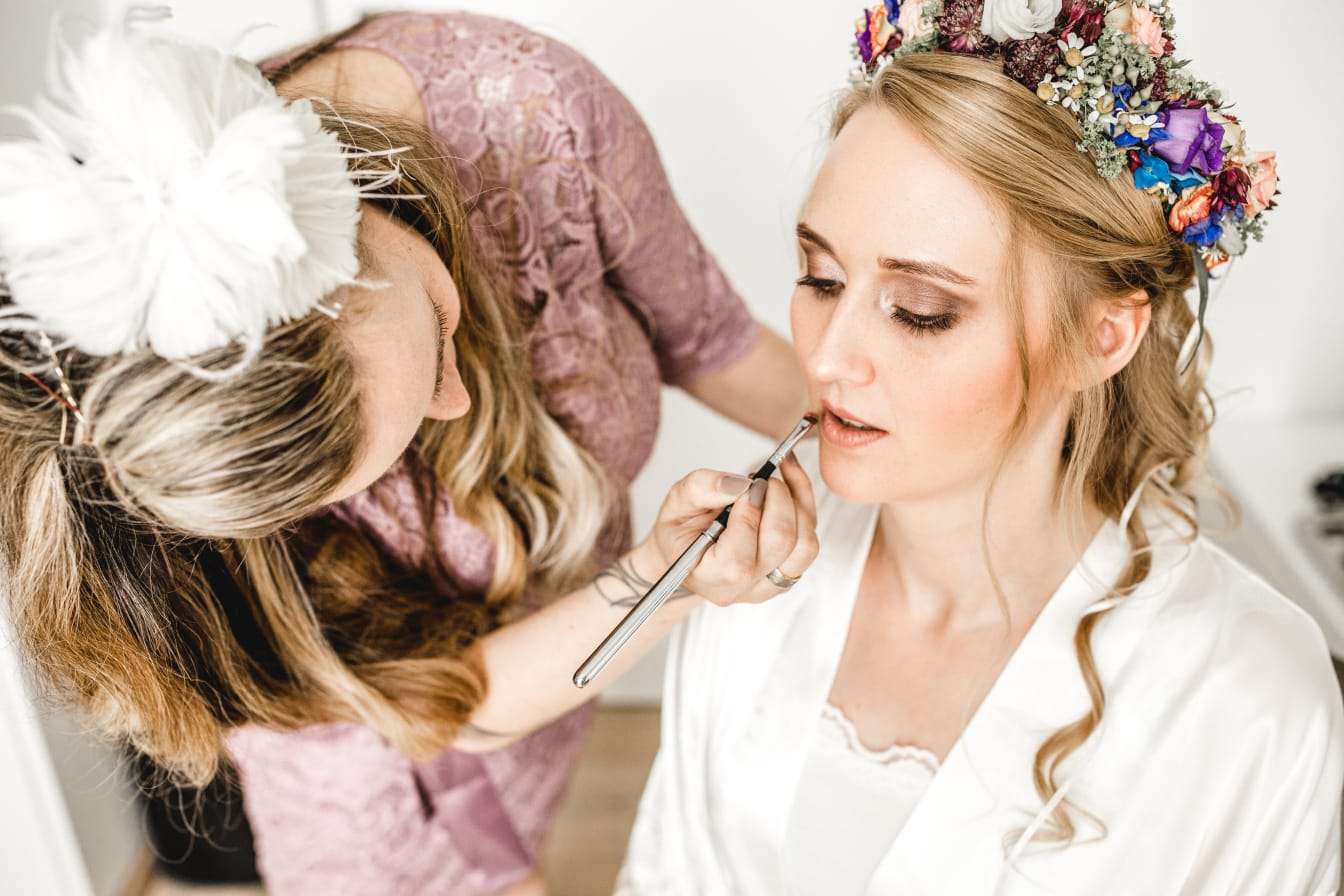 Braut-Make-up und Brautfrisur auf Schloss Raesfeld